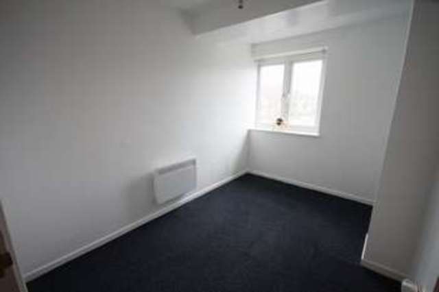  Image of 2 bedroom Flat for sale in Northumberland Park London N17 at Northumberland Park  Tottenham, N17 0RB