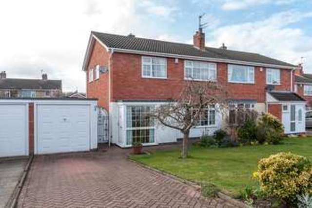  Image of 3 bedroom Detached house for sale in Buckingham Drive Loughborough LE11 at Loughborough, LE11 4TD
