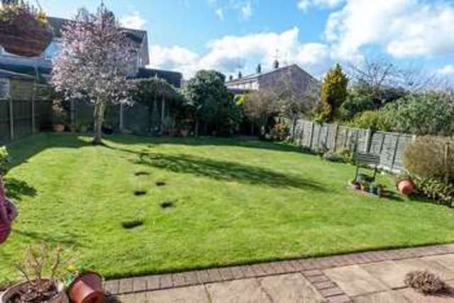  Image of 3 bedroom Detached house for sale in Buckingham Drive Loughborough LE11 at Loughborough, LE11 4TD