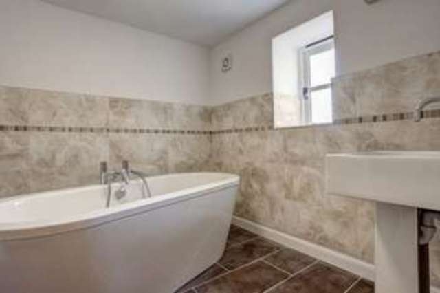  Image of 5 bedroom Property for sale in The Turnpike Bunwell Norwich NR16 at The Turnpike Bunwell Norwich, NR16 1SR