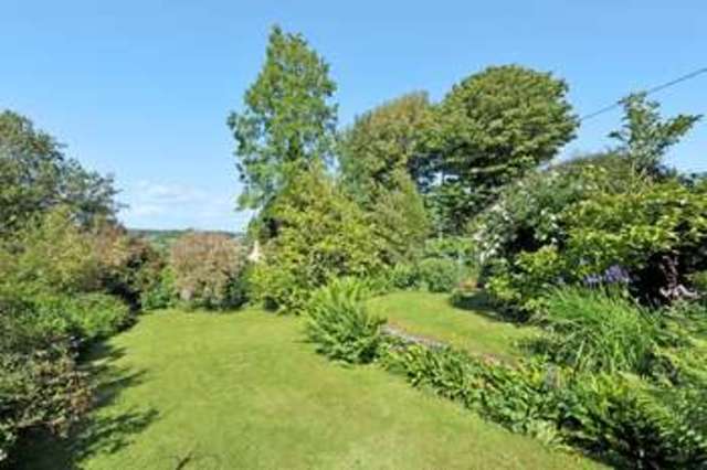  Image of 3 bedroom Cottage for sale in Burleigh Burleigh Stroud GL5 at Burleigh Gloucestershire, GL5 2PH