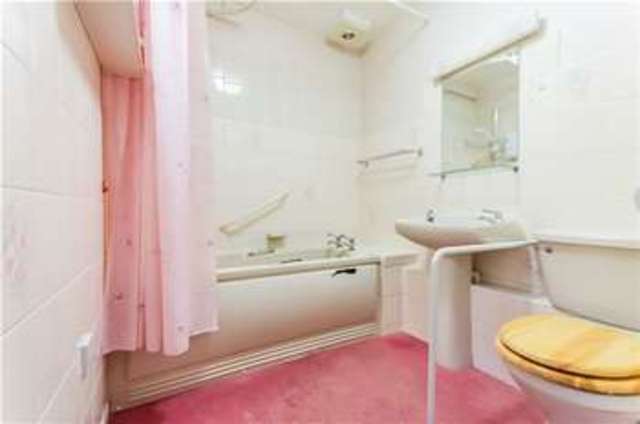  Image of 2 bedroom Retirement Property for sale in Burling Court Cambridge CB1 at Cherry Hinton Road  Cambridge, CB1 8EB