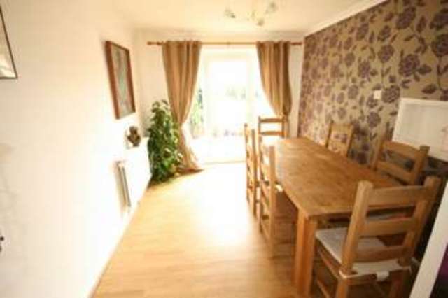  Image of 3 bedroom Semi-Detached house for sale in Wyndham Crescent Burnham Slough SL1 at Burnham, SL1 8HJ