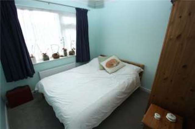  Image of 2 bedroom Detached house for sale in Burnham Road Knaphill Woking GU21 at Knaphill Woking Knaphill, GU21 2AE