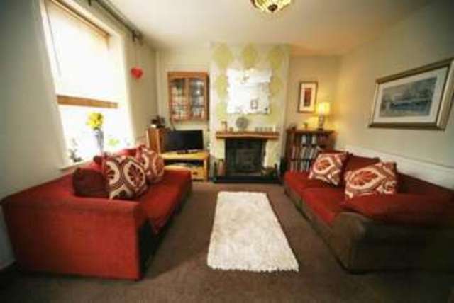  Image of 2 bedroom Terraced house for sale in Burnley Road Stacksteads Bacup OL13 at BURNLEY ROAD WEIR BACUP, OL13 8QE