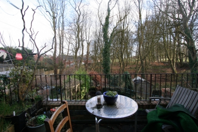  Image of 2 bedroom Terraced house to rent in Bury Road Rochdale OL11 at Rochdale OL11 5HW Rochdale, OL11 5HW