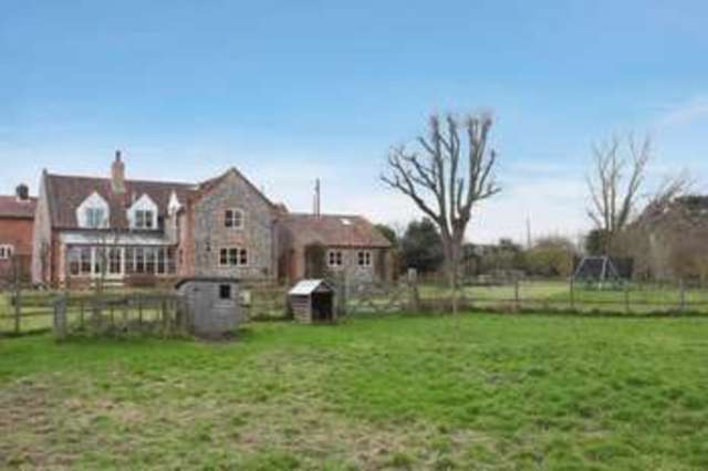 Image of 4 bedroom Detached house for sale in Calthorpe Norwich NR11 at Aldborough Road Calthorpe Norwich, NR11 7QP