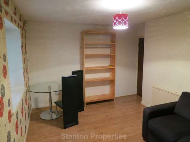  Image of 1 bedroom Apartment to rent in Candleford Road Withington Manchester M20 at Candleford Road Withington Manchester, M20 3JH