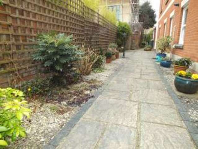  Image of 2 bedroom Flat for sale in Carpenters Lane Cirencester GL7 at Carpenters Lane Cirencester Cirencester, GL7 1EE