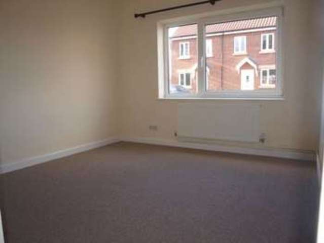  Image of 2 bedroom Flat for sale in Catton View Court Norwich NR3 at Catton View Court  Norwich, NR3 3TF