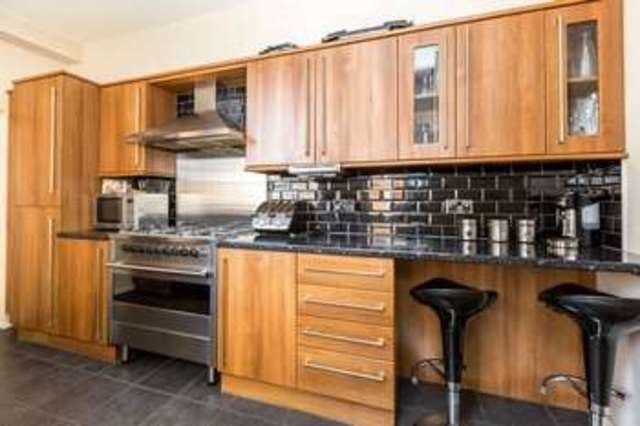  Image of 3 bedroom Terraced house for sale in Central Avenue Southend-on-Sea SS2 at Central Avenue  Southend-On-Sea, SS2 4EG