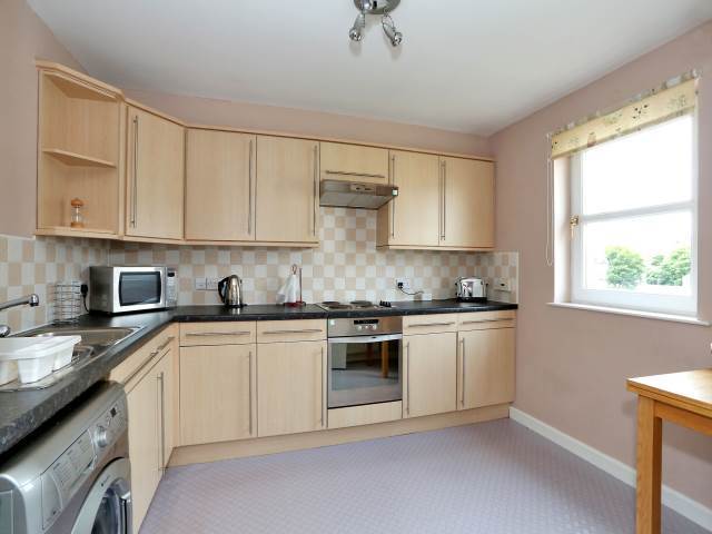  Image of 2 bedroom Flat to rent in Charles Street Aberdeen AB25 at City Centre Aberdeen Aberdeen, AB25 3TZ