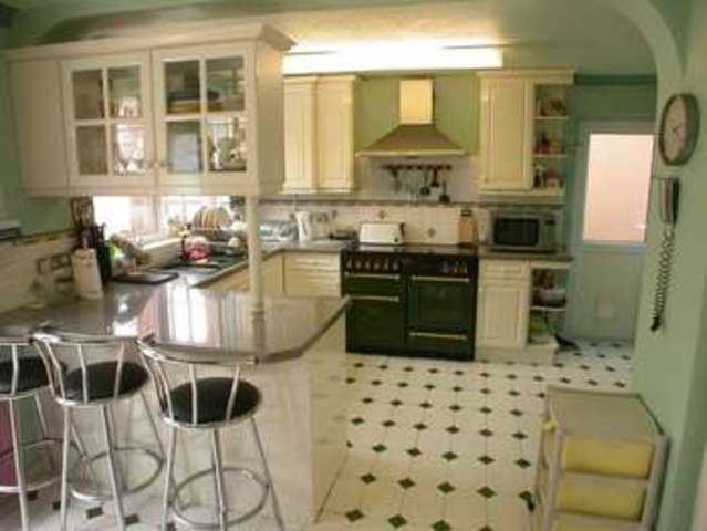  Image of 3 bedroom Detached house for sale in Greenford Close Cheadle Hulme Cheadle SK8 at Greenford Close  Cheadle Hulme, SK8 5RN