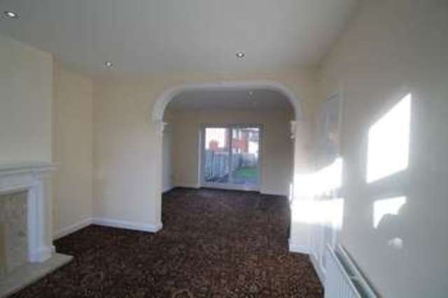 Image of 3 bedroom Semi-Detached house to rent in Chetwynd Road Wolverhampton WV2 at Chetwynd Road  Wolverhampton, WV2 4NZ
