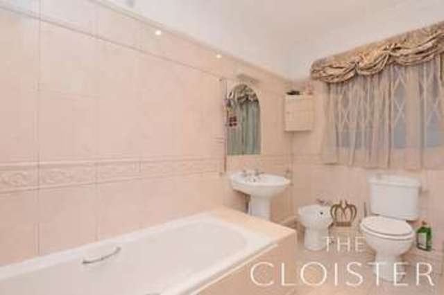  Image of 2 bedroom Flat for sale in Baker Street London NW1 at Baker Street  London, NW1 5SD