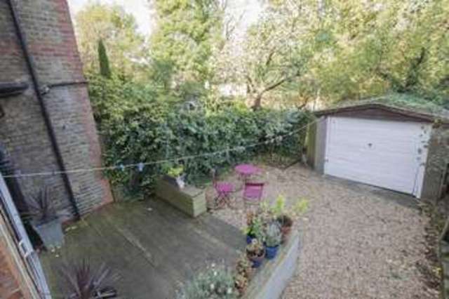  Image of 1 bedroom Flat for sale in Christchurch Road London N8 at Christchurch Road  Crouch End, N8 9QL