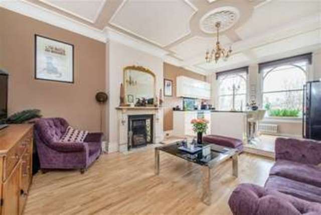 Image of 2 bedroom Flat for sale in Christchurch Road London SW2 at Tulse Hill, SW2 3DH
