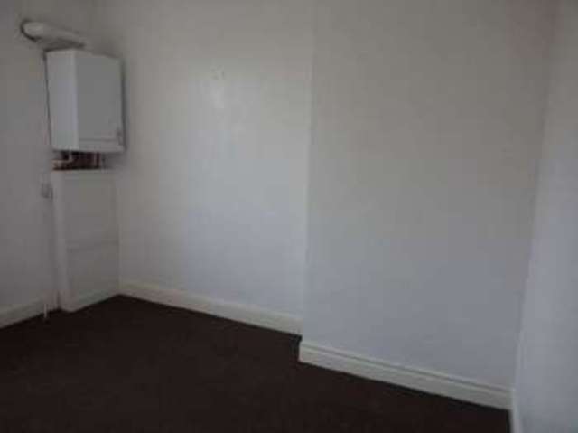  Image of 3 bedroom Terraced house to rent in Church Street Ferryhill DL17 at Church Street  Ferryhill, DL17 0DU