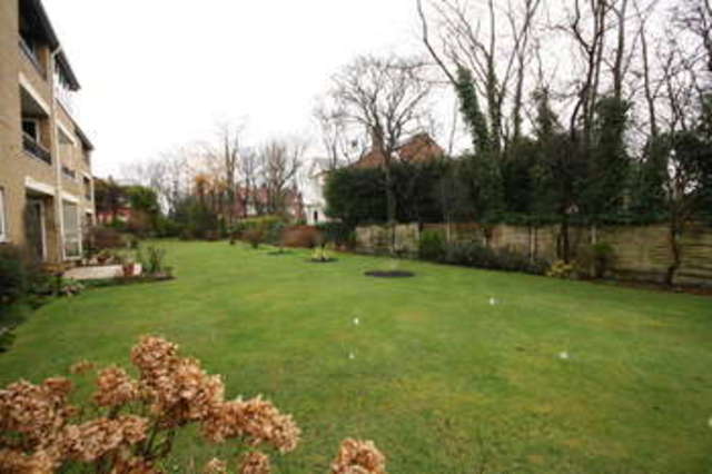  Image of 2 bedroom Ground Flat for sale in Lulworth Road Birkdale Southport PR8 at Birkdale Southport Southport, PR8 2FA