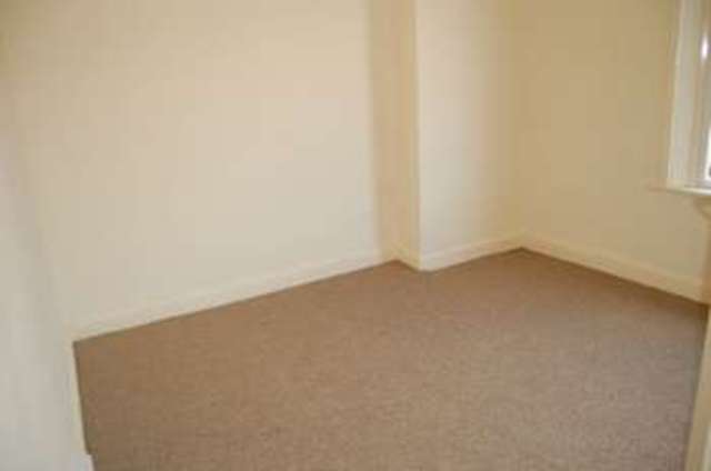  Image of 3 bedroom Terraced house to rent in Clarke Street Bolton BL1 at Clarke Street  Bolton, BL1 4HP