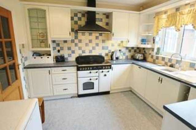  Image of 5 bedroom Bungalow for sale in Clover Way Lowestoft NR32 at Clover Way  Lowestoft, NR32 4JT