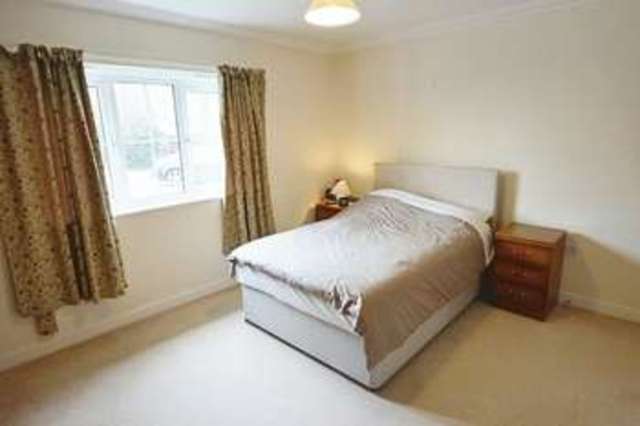  Image of 5 bedroom Bungalow for sale in Clover Way Lowestoft NR32 at Clover Way  Lowestoft, NR32 4JT