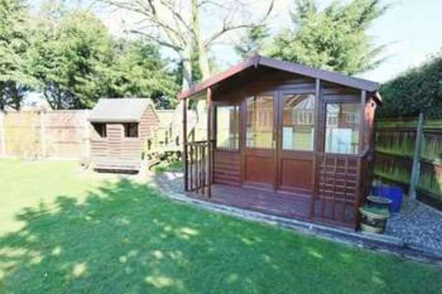  Image of 5 bedroom Bungalow for sale in Clover Way Lowestoft NR32 at Clover Way  Lowestoft, NR32 4JT
