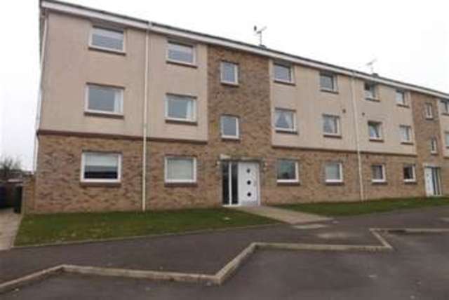  Image of 2 bedroom Flat to rent in Cocklebie Road Stewarton Kilmarnock KA3 at Kilmarnock, KA3 3AR