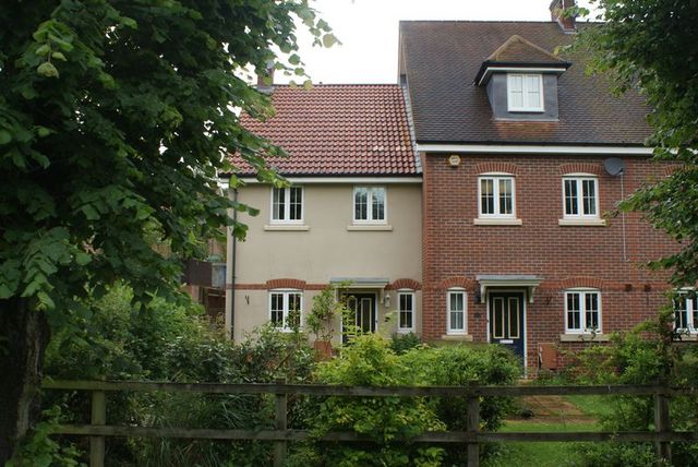  Image of 3 bedroom Detached house for sale in Connaught Way Alton GU34 at Connaught Way  Alton, GU34 1UB