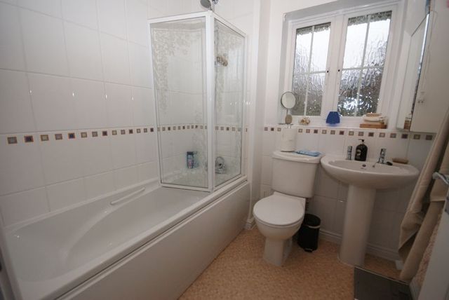  Image of 3 bedroom Detached house for sale in Connaught Way Alton GU34 at Connaught Way  Alton, GU34 1UB