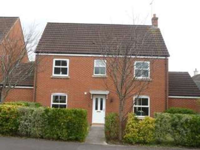  Image of 4 bedroom Detached house for sale in Cookham Road Swindon SN25 at Cookham Road Oakhurst Swindon, SN25 2BW