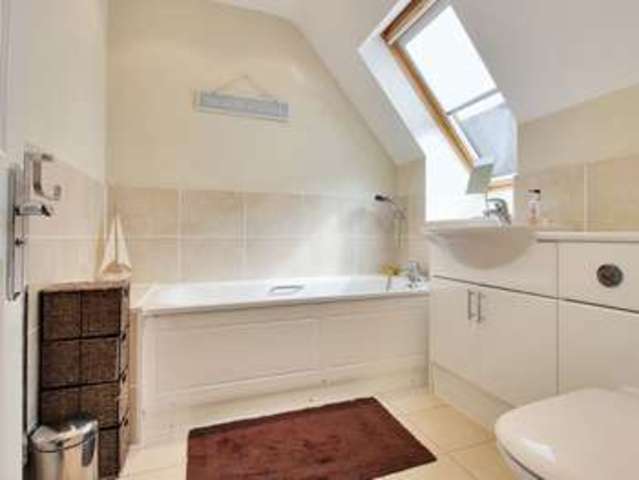  Image of 2 bedroom Maisonette for sale in Massetts Road Horley RH6 at Massetts Road  Horley, RH6 7DT