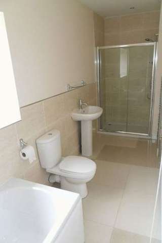  Image of 4 bedroom Terraced house to rent in Copley Hall Terrace Copley Halifax HX3 at Copley Hall Terrace  Halifax, HX3 0TS