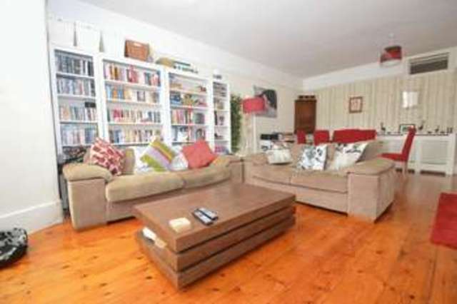  Image of 2 bedroom Flat for sale in Cotham Park Mansions Cotham Park North Cotham Bristol BS6 at Cotham Park North Cotham Bristol, BS6 6BL