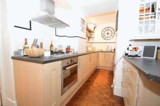  Image of 2 bedroom Flat for sale in Cotham Park Mansions Cotham Park North Cotham Bristol BS6 at Cotham Park North Cotham Bristol, BS6 6BL