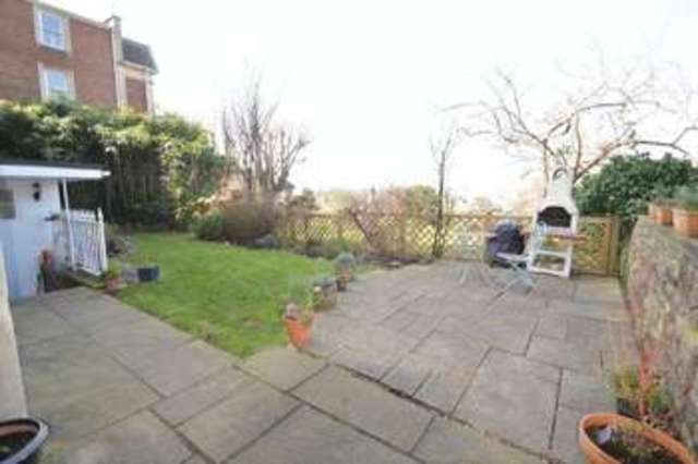  Image of 2 bedroom Flat for sale in Cotham Park Mansions Cotham Park North Cotham Bristol BS6 at Cotham Park North Cotham Bristol, BS6 6BL