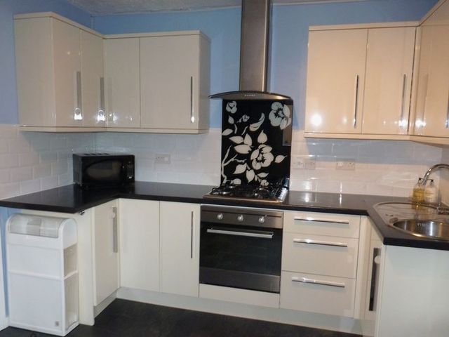  Image of 2 bedroom Semi-Detached house for sale in Craigvale Crescent Airdrie ML6 at Craigvale Crescent Petersburn Airdrie, ML6 8EP