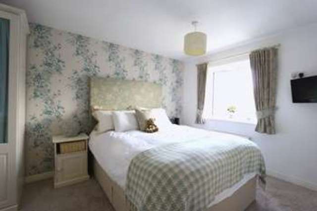  Image of 3 bedroom Semi-Detached house for sale in Cranberry Way Hull HU4 at Cranberry Way  Hull, HU4 7AQ