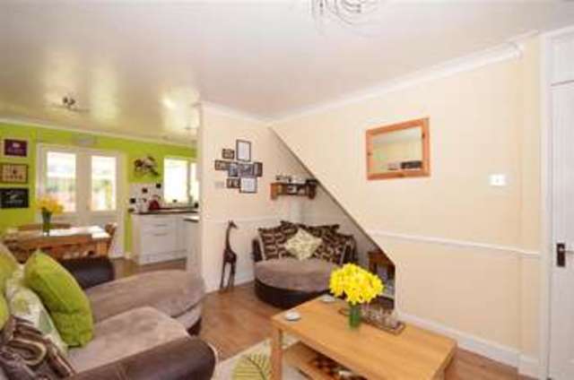  Image of 2 bedroom End of Terrace for sale in Cremer Place Faversham ME13 at Faversham Kent Faversham, ME13 7SG