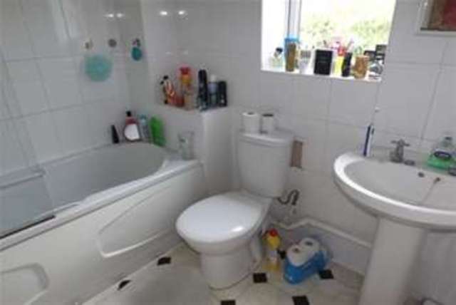  Image of 2 bedroom Flat to rent in Creswell Place Cawston Rugby CV22 at Rugby, CV22 7GZ