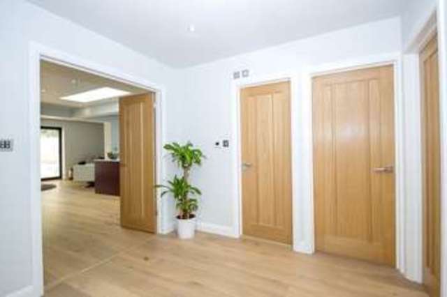  Image of 4 bedroom Detached house for sale in Croham Valley Road Selsdon South Croydon CR2 at South Croydon Selsdon, CR2 7RB