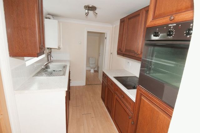  Image of 3 bedroom Terraced house to rent in Cromwell Road Rushden NN10 at Cromwell Road  Rushden, NN10 0DS