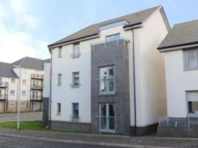  Image of 2 bedroom Flat for sale in Crookston Court Larbert FK5 at Larbert Stirlingshire Stenhousemuir, FK5 4XE