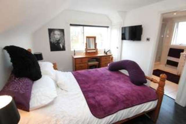  Image of 3 bedroom Semi-Detached house for sale in Crophill Sauchie Alloa FK10 at Crophill Sauchie Alloa, FK10 3EZ