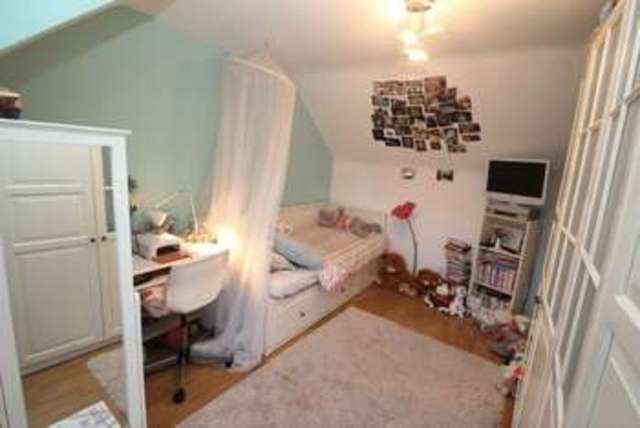  Image of 3 bedroom Semi-Detached house for sale in Crophill Sauchie Alloa FK10 at Crophill Sauchie Alloa, FK10 3EZ