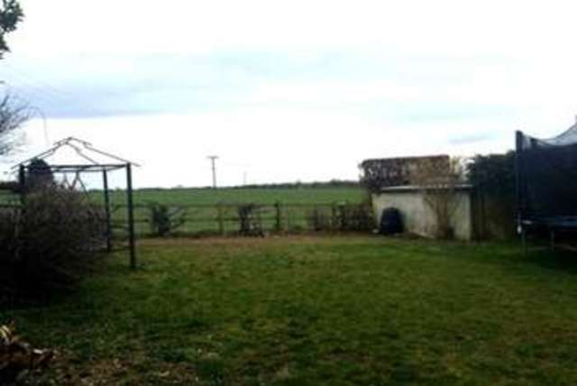  Image of 3 bedroom Detached house to rent in Dadbrook Close Cuddington Aylesbury HP18 at Aylesbury, HP18 0AH