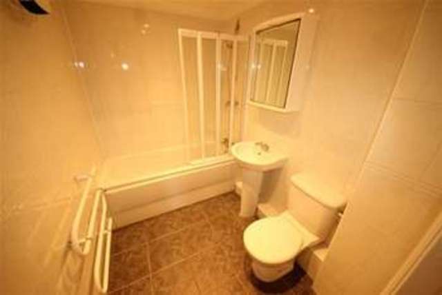  Image of 2 bedroom Flat to rent in Vine Street York YO23 at York, YO23 1DA