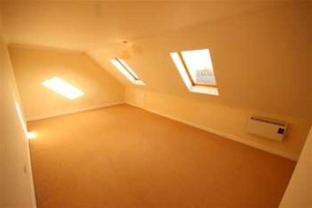  Image of 2 bedroom Flat to rent in Vine Street York YO23 at York, YO23 1DA
