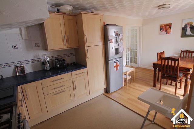  Image of 3 bedroom Property for sale in Dewlands Oakley Bedford MK43 at Dewlands Oakley Bedford, MK43 7RN