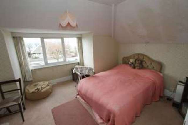  Image of 3 bedroom Detached house for sale in Dial Hill Road Clevedon BS21 at Dial Hill Road  Clevedon, BS21 7ER